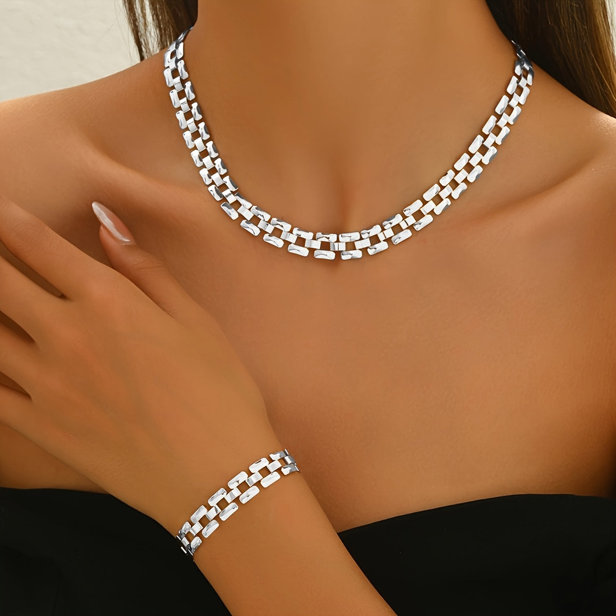 SPRING & SUMMER NECKLACE SET – POLISHED METAL FINISH