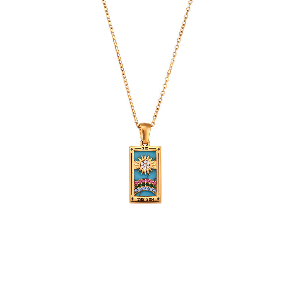 Sabina – Collana dorata con pendente discreto