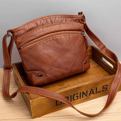CELINE | LEATHER SHOULDER BAG
