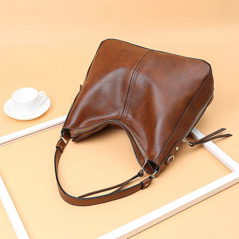 CORALIE | LEATHER SHOULDER BAG