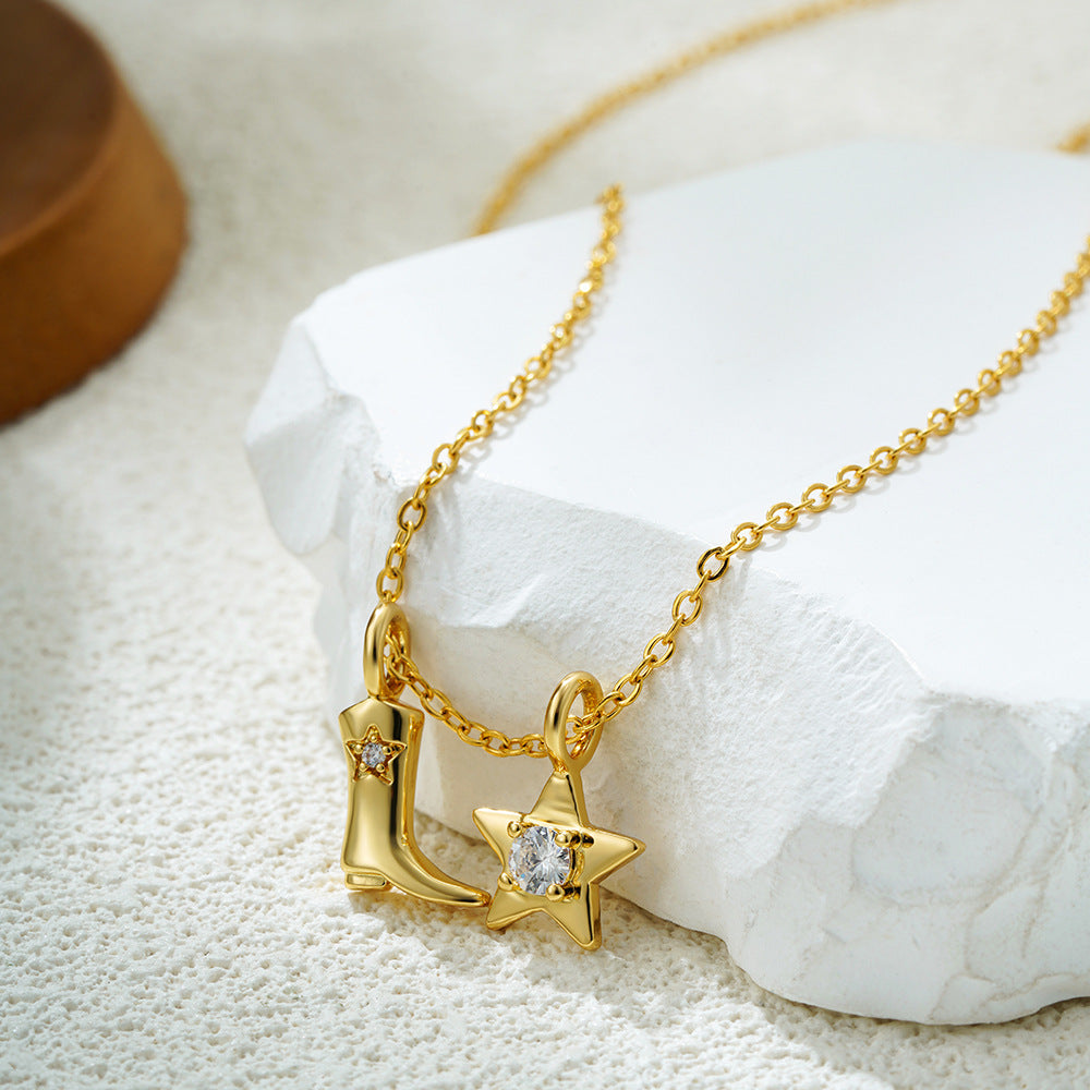 Johana – Delicate necklace with enchanting gold pendants.