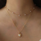 Viktorie – Collana in oro con un elegante pendente.