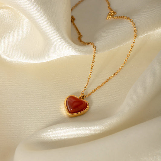 Marlena – Collana delicata con pendente a goccia lucente
