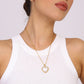 Viktorie – Collana in oro con un elegante pendente.