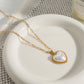 Viktorie – Collana in oro con un elegante pendente.