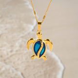 Maja – Collana dorata con medaglione rotondo