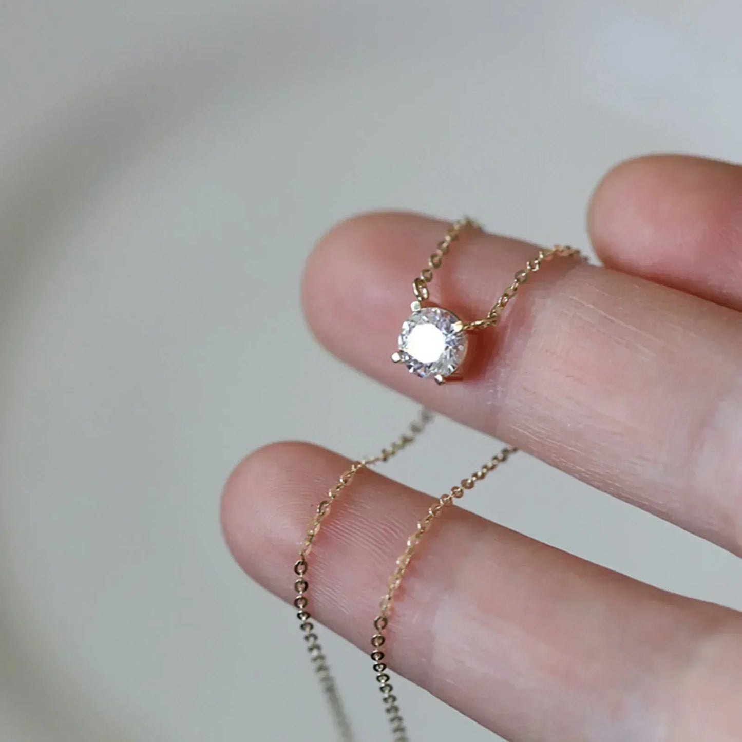 Rafaela – Collana in argento placcato oro 18K con zircone