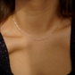 Miriam – Collana dorata con accento in perla