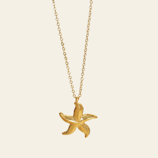 Francesca – Collana dorata con stella pendente