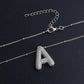 Collana con ciondoli a forma di lettere