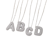 Collana con ciondoli a forma di lettere