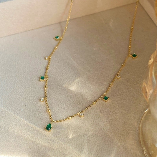 Marlies – Collana dorata con perle