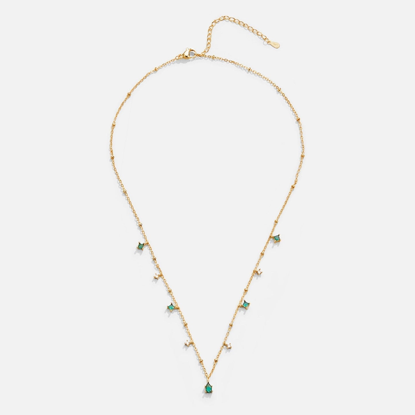 Marta – Collana in oro con pendente verde.
