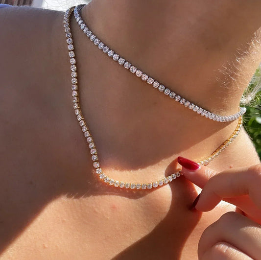 Kateřina – Catena dorata elegante