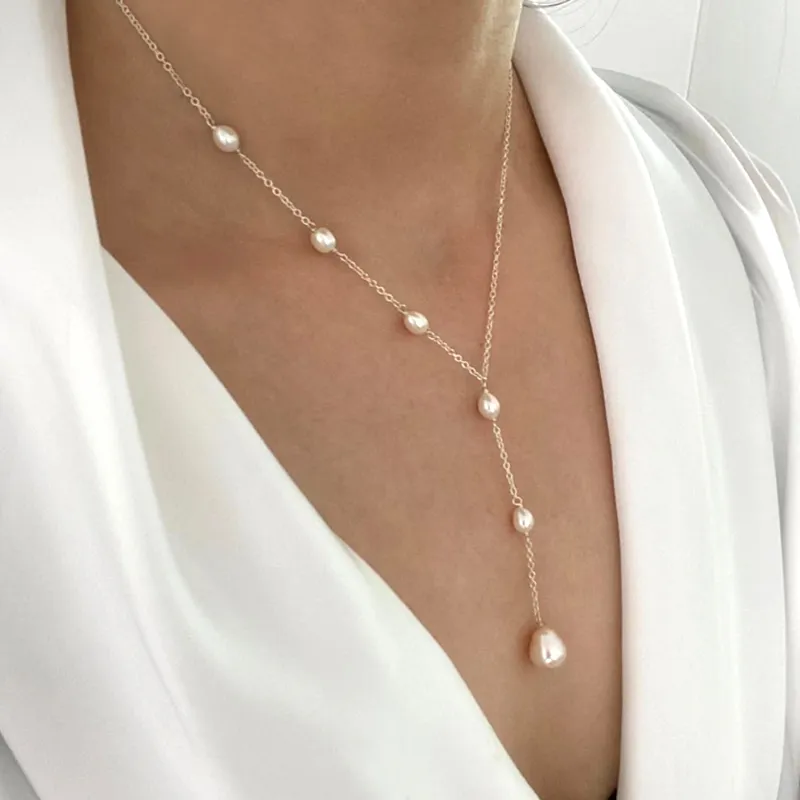 Annika – Collana vintage con perline pendenti