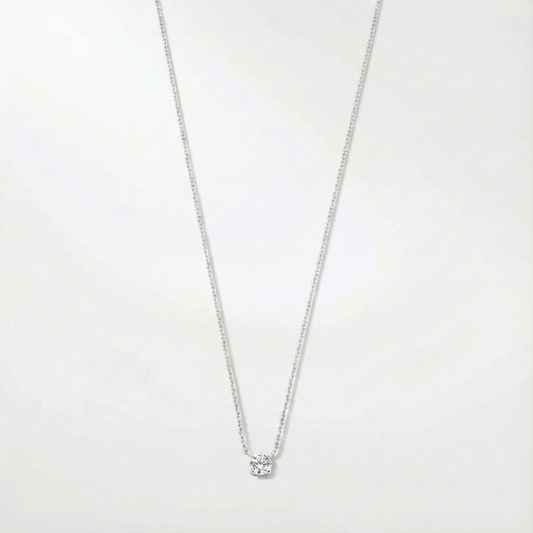 Collana Klára con pietra moissanite