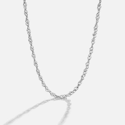 Johanka – Collana dorata con delicato pendente a cuore