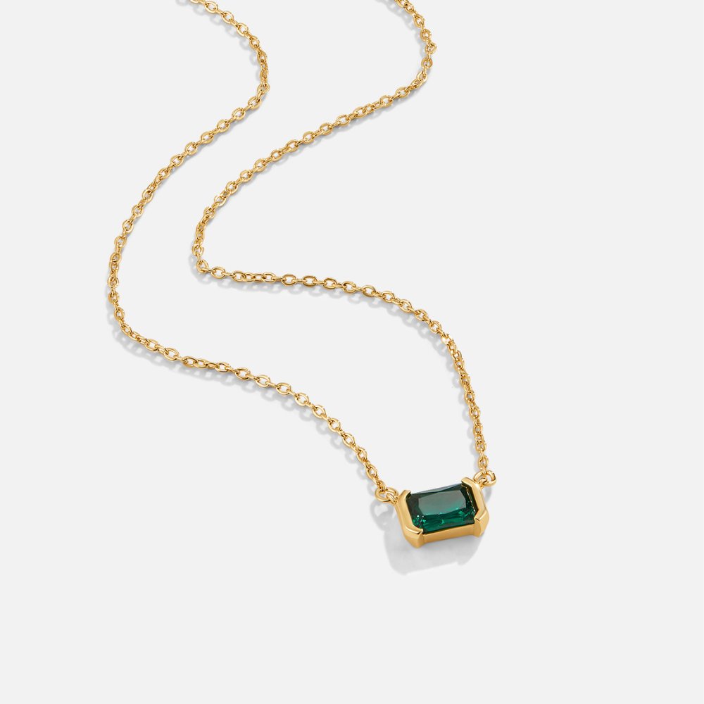 Loretta – Collana con pietra di smeraldo.
