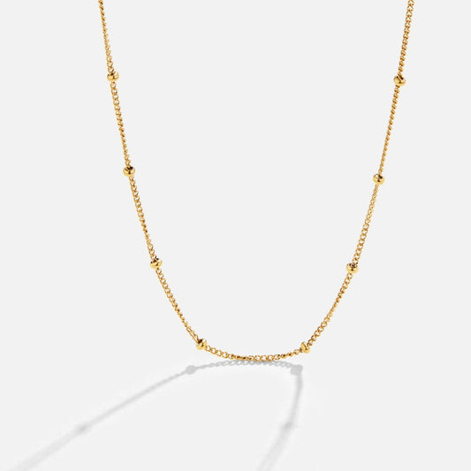 Jitka – Delicately designed gold-tone link chain.