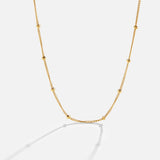 Jitka – Delicately designed gold-tone link chain.