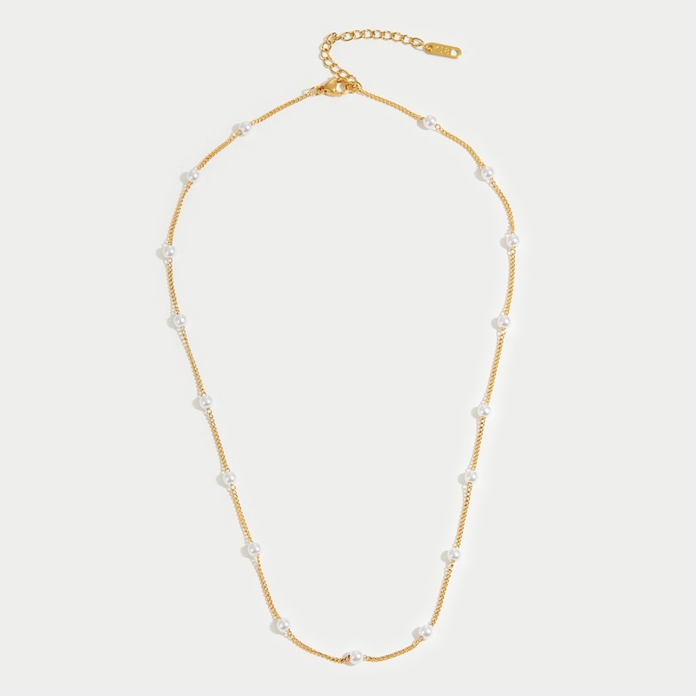 Klara – Collana dorata doppia con accenti di perle