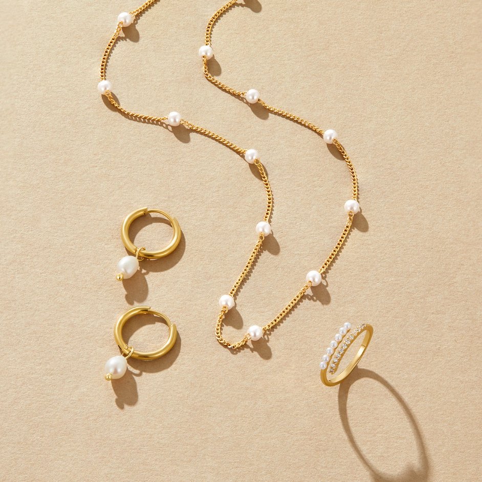 Klara – Collana dorata doppia con accenti di perle
