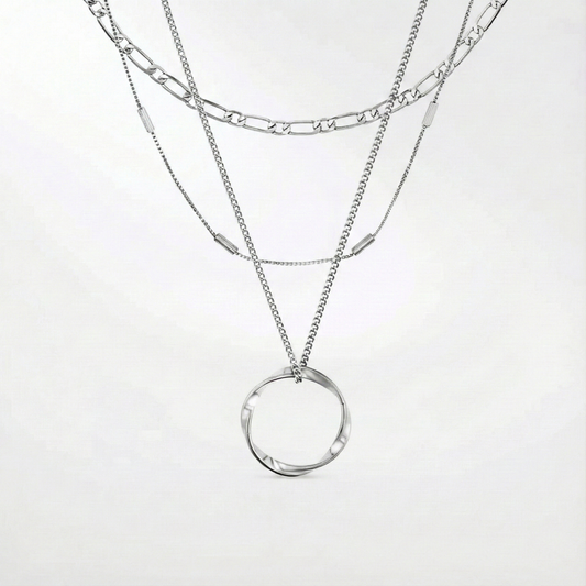 Collana aperta a tre fili