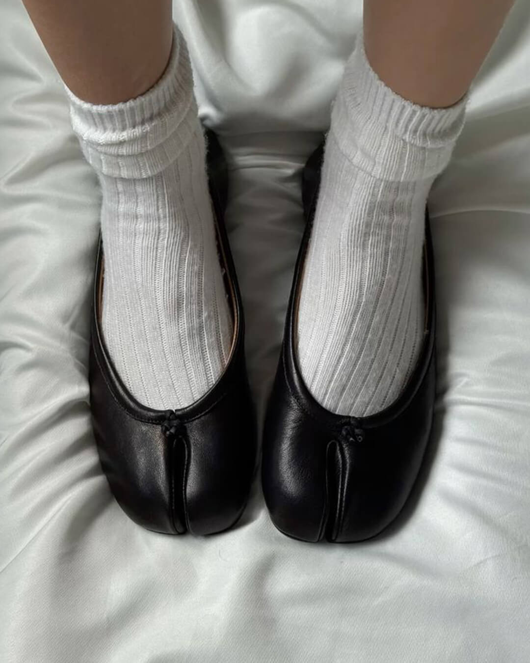 ABIGAIL | Tabi Split Toe Ballet Flats | Vegan Leather Ballerinas