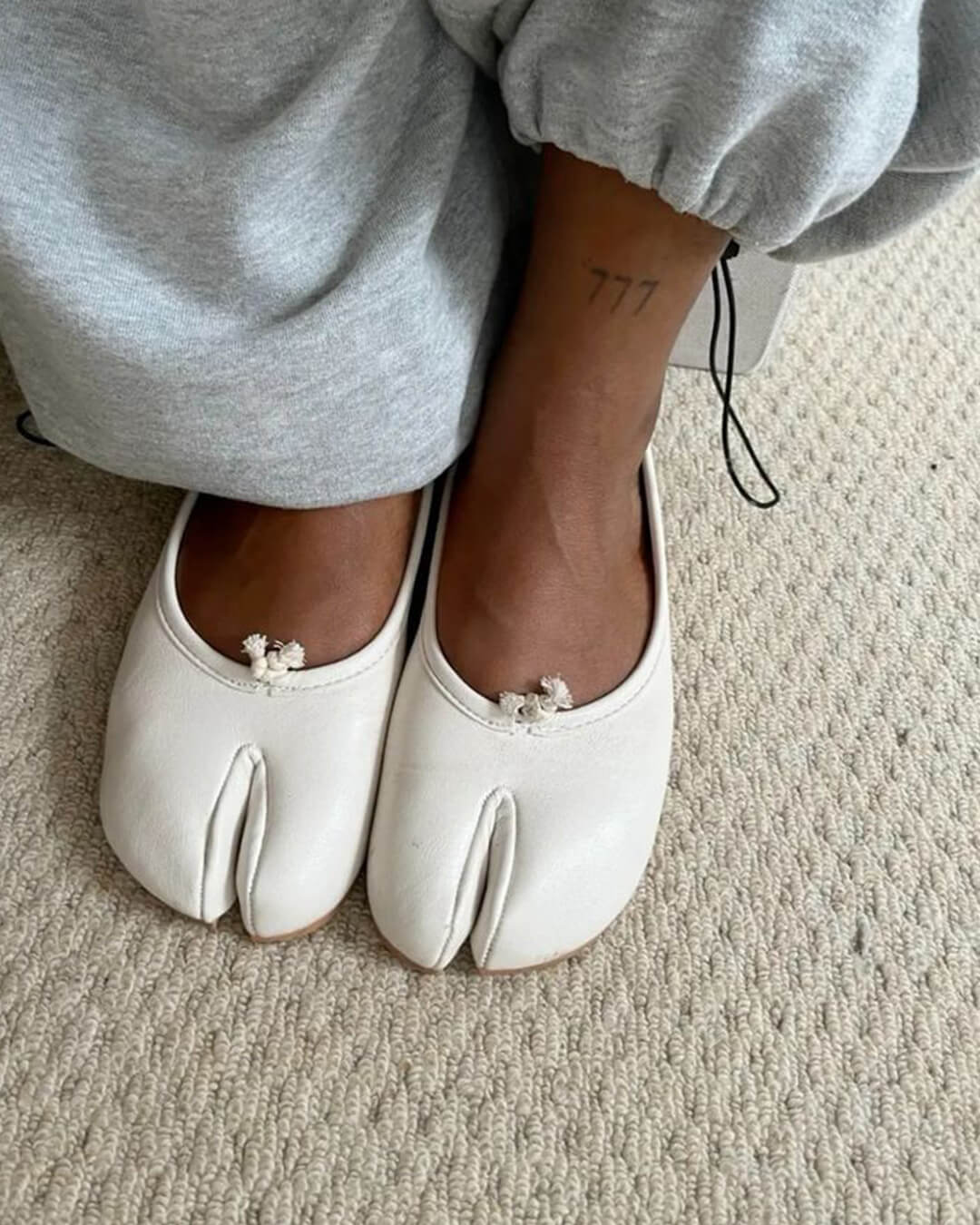 ABIGAIL | Tabi Split Toe Ballet Flats | Vegan Leather Ballerinas