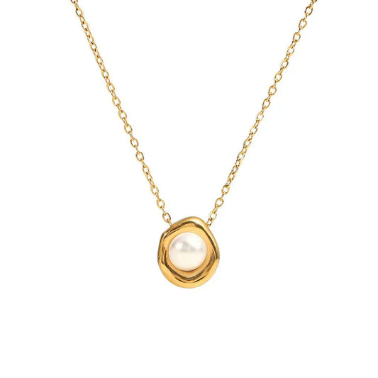 Melina – Collana dorata con medaglione ovale